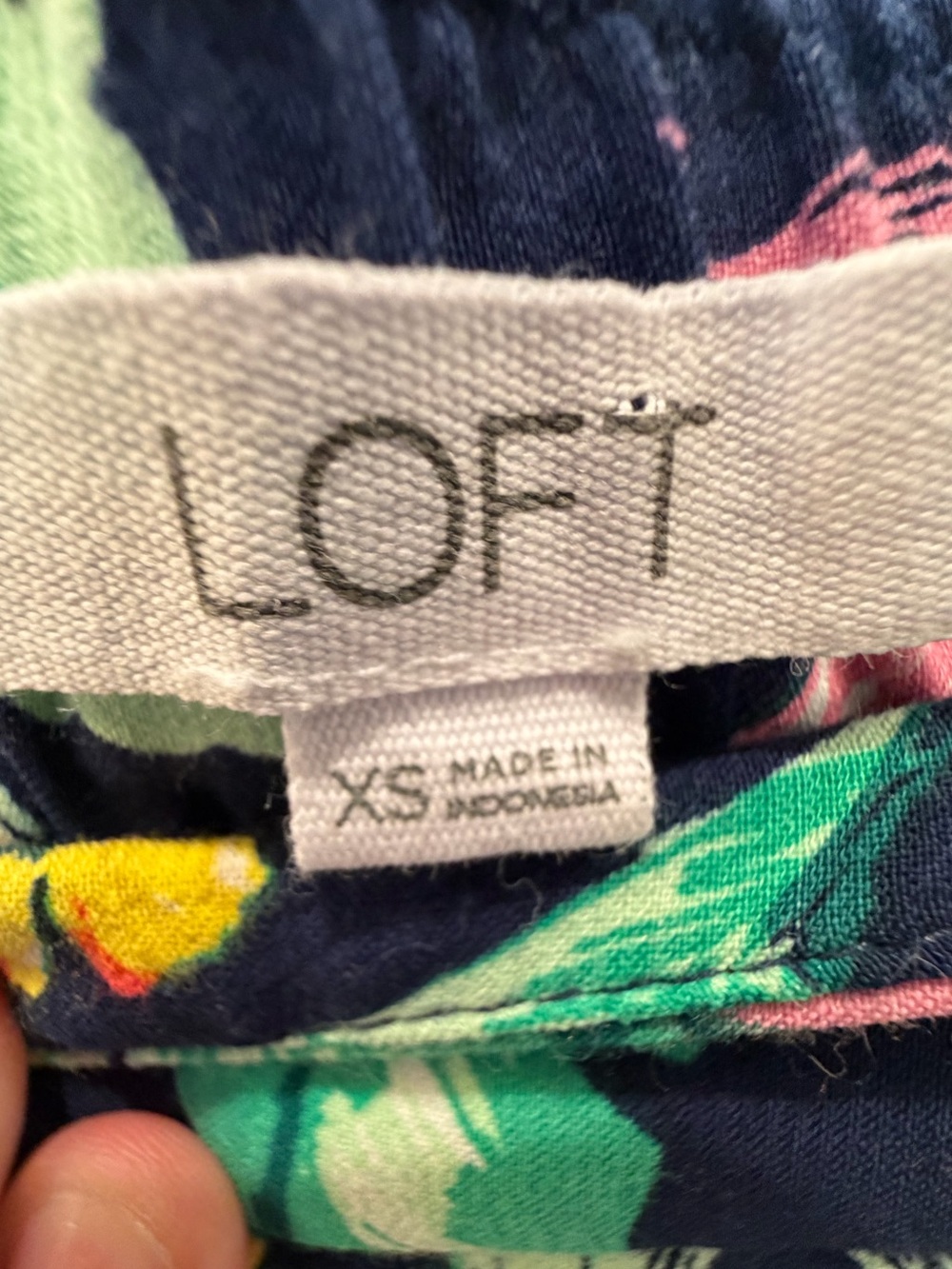 LOFT Tropical Wide Leg Pants XS Navy Floral Resort Boho Lounge Vacation - Picture 8 of 9